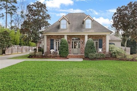 460 STEEPLE Place Mandeville LA 70471