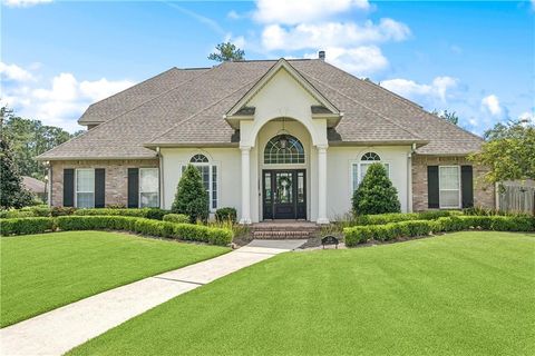 235 DELTA Drive Mandeville LA 70448