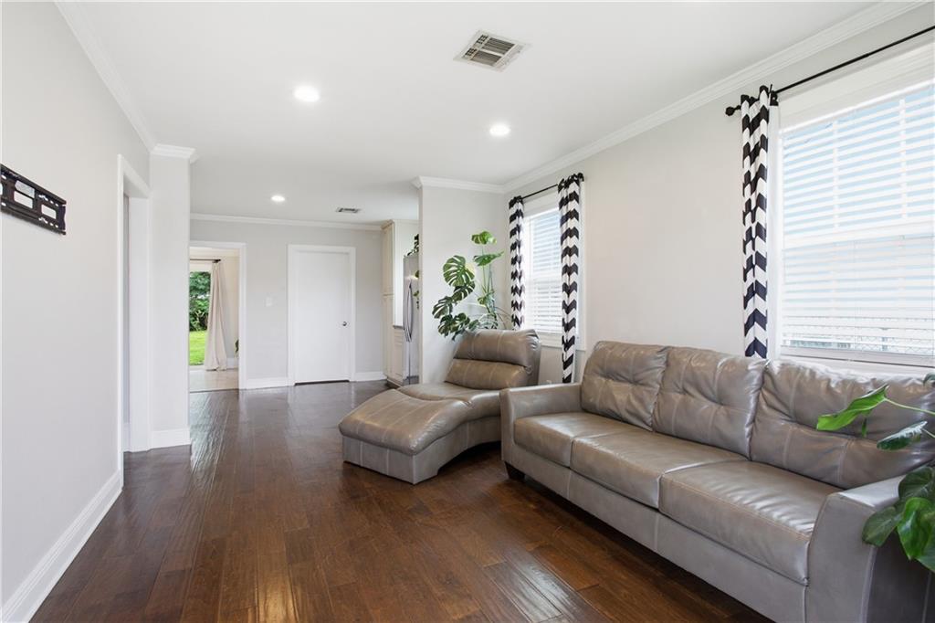 8457 JEFFERSON Highway