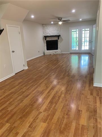 Photo 5 of 20 of 907 W 22ND Avenue townhome