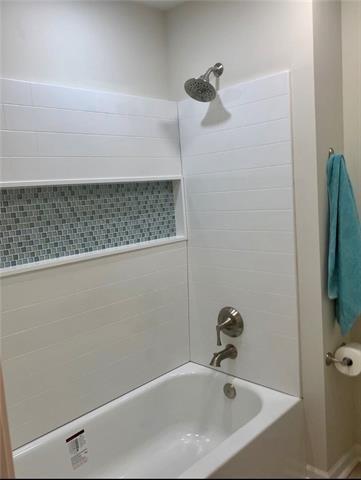 Photo 16 of 20 of 907 W 22ND Avenue townhome