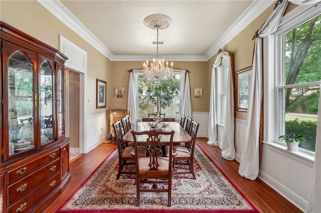 304 VINE Court