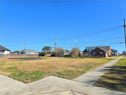 7405 PATRICIA Street Arabi LA 70032