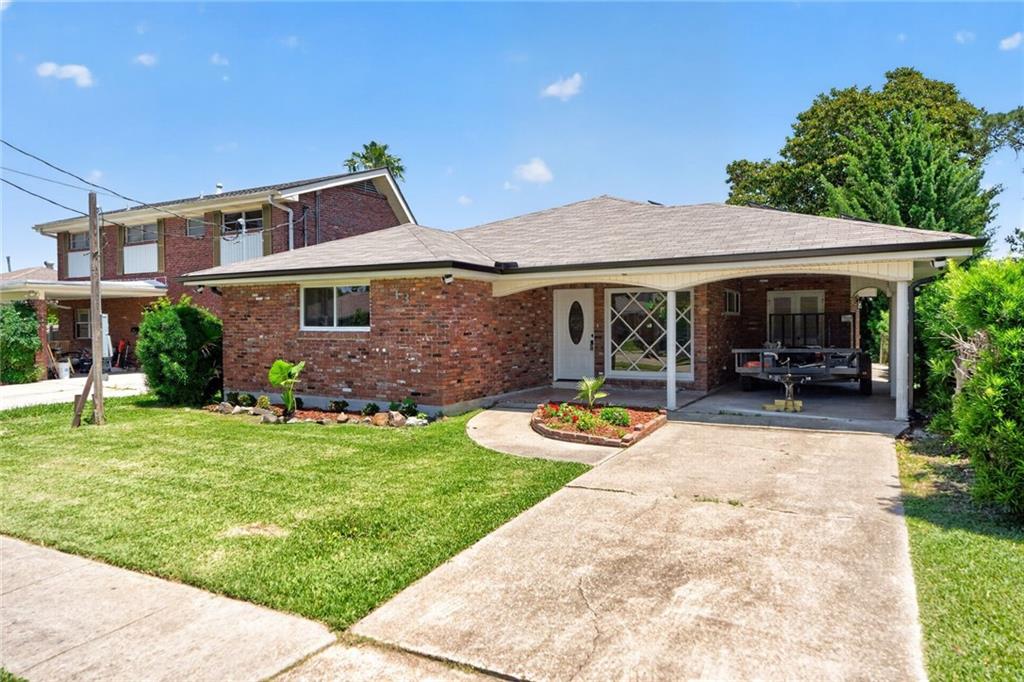1341 POINSETTIA Drive