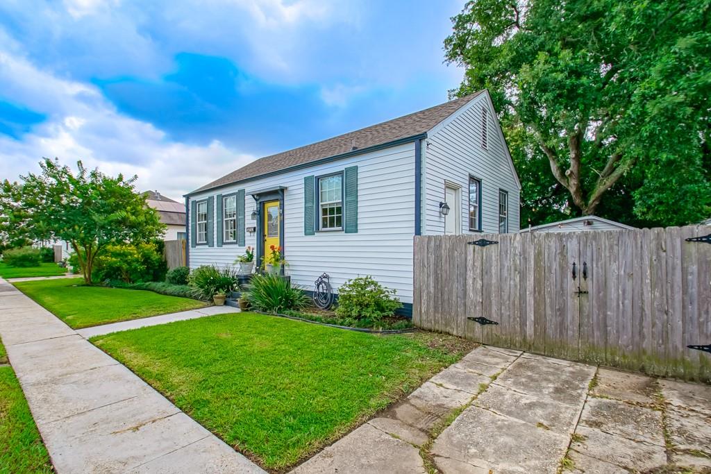 28 SAN CARLOS Avenue