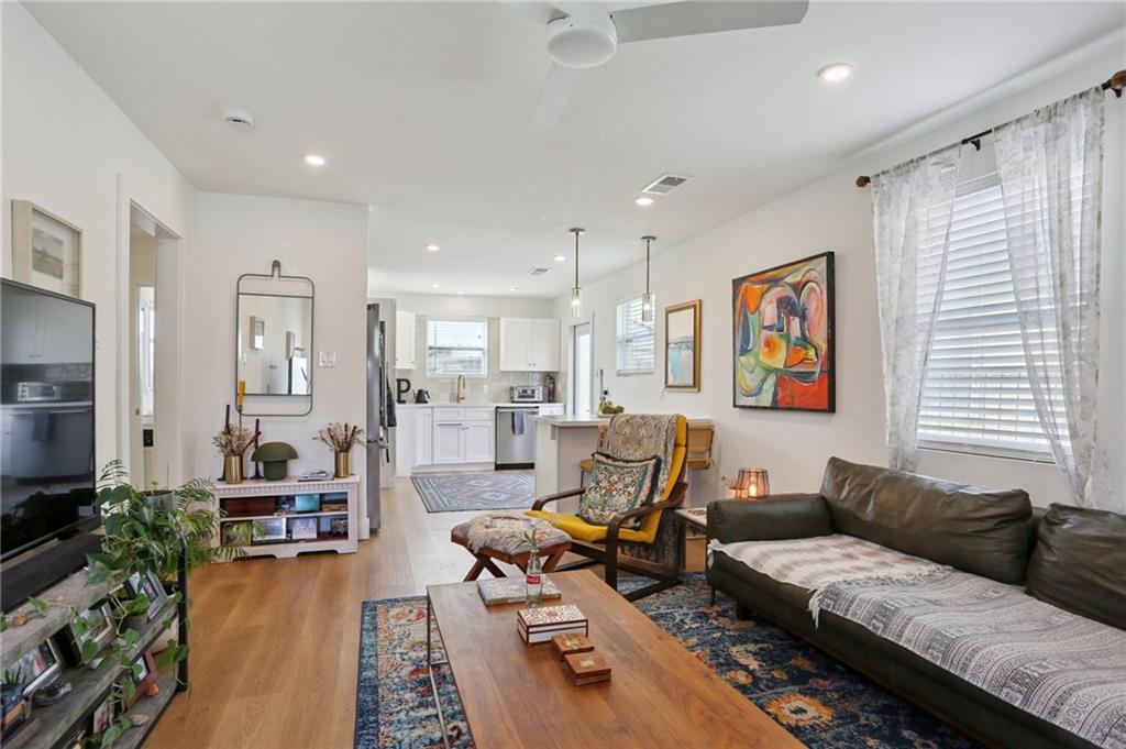 1214 FELICIANA Street