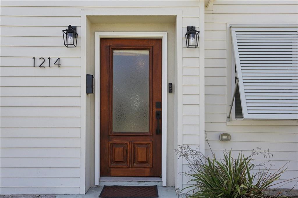 1214 FELICIANA Street