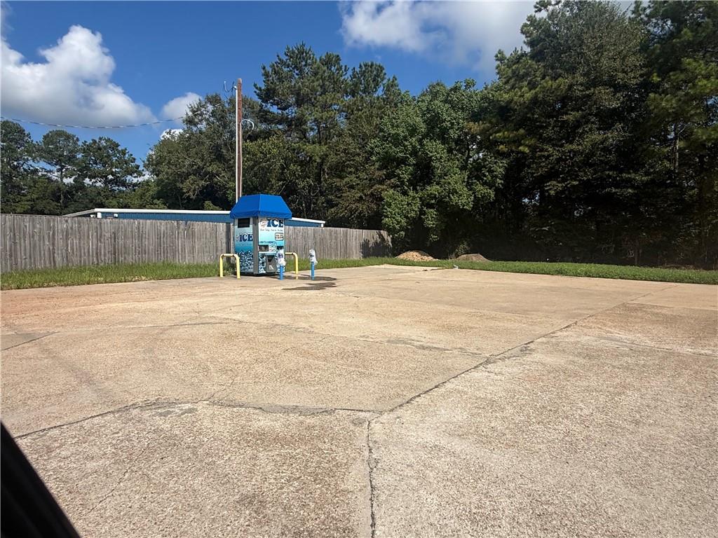 20523 HWY 22 Highway