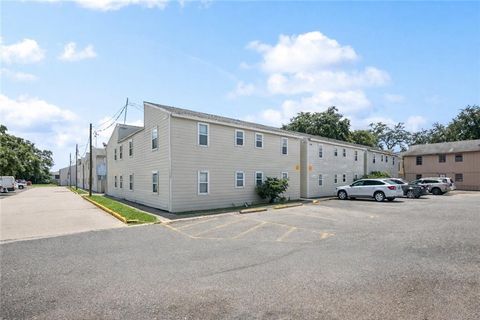 8019 TRAPIER Avenue New Orleans LA 70127