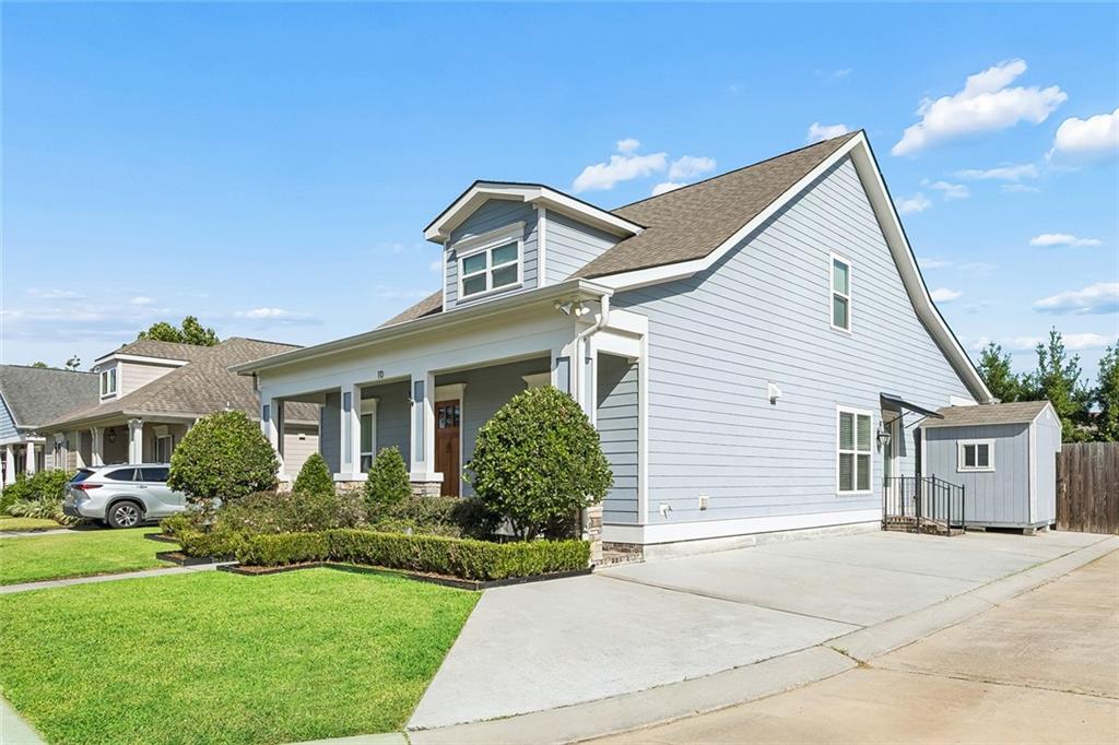 10 MAGNOLIA Place