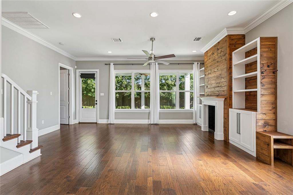10 MAGNOLIA Place