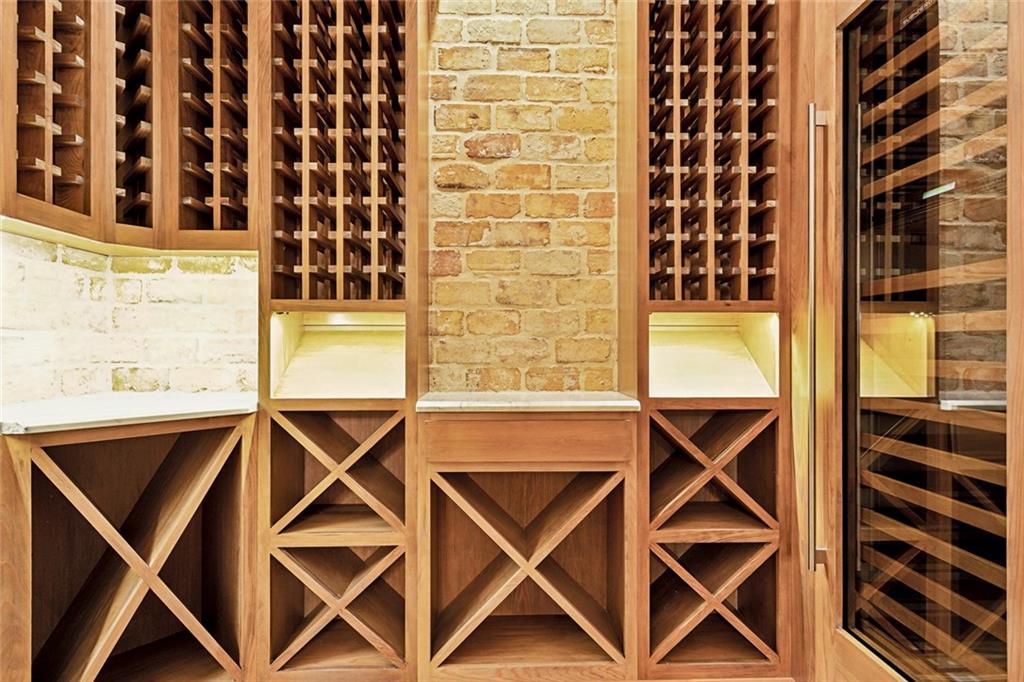 Mandeville, Louisiana 70471, United States, 5 Bedrooms Bedrooms, ,6 BathroomsBathrooms,Residential,Active,214289