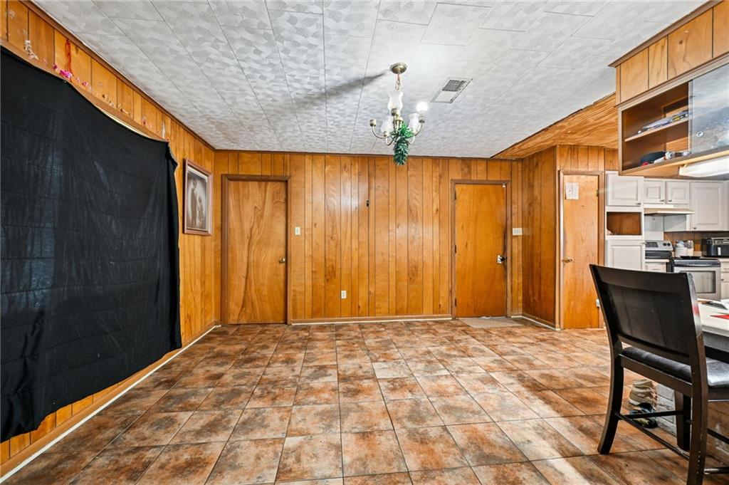 19302 ROBERT Road