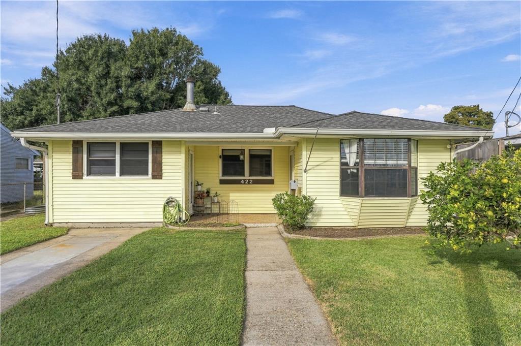 422 OAKLAWN Drive