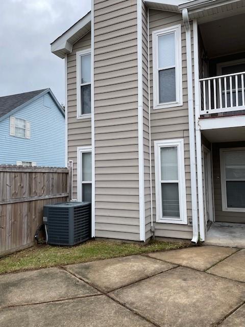 Hammond, Louisiana 70403, United States, 4 Bedrooms Bedrooms, ,3 BathroomsBathrooms,Residential,Pending,25359