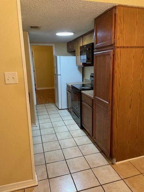 Hammond, Louisiana 70403, United States, 4 Bedrooms Bedrooms, ,3 BathroomsBathrooms,Residential,Pending,25359