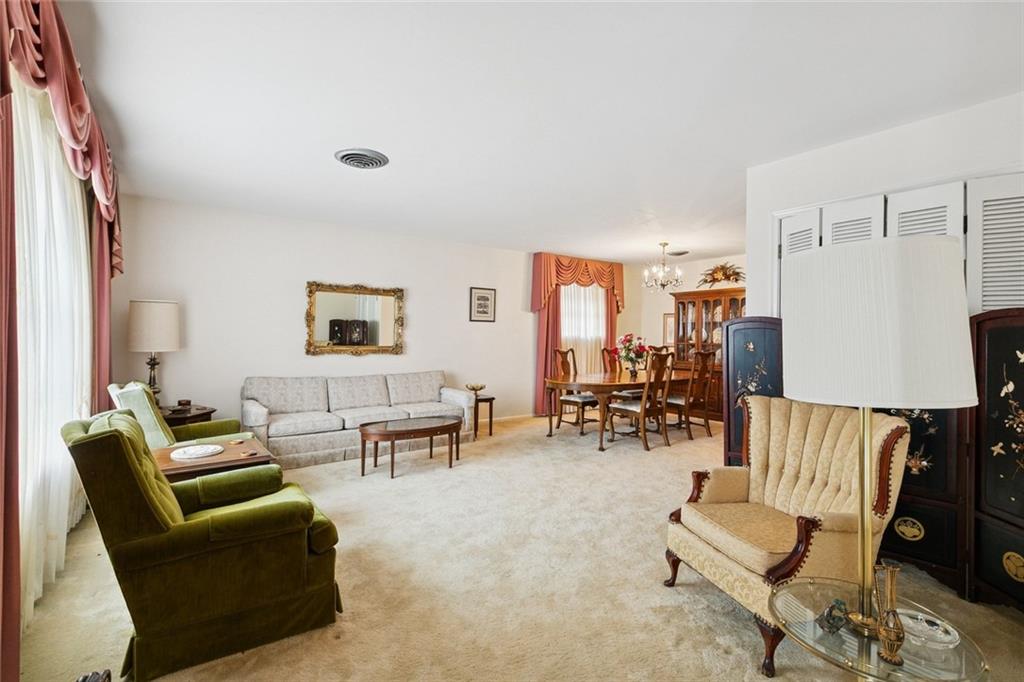 4812 GREEN ACRES Court