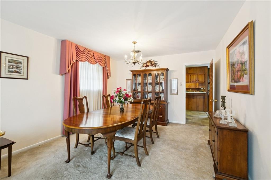 4812 GREEN ACRES Court