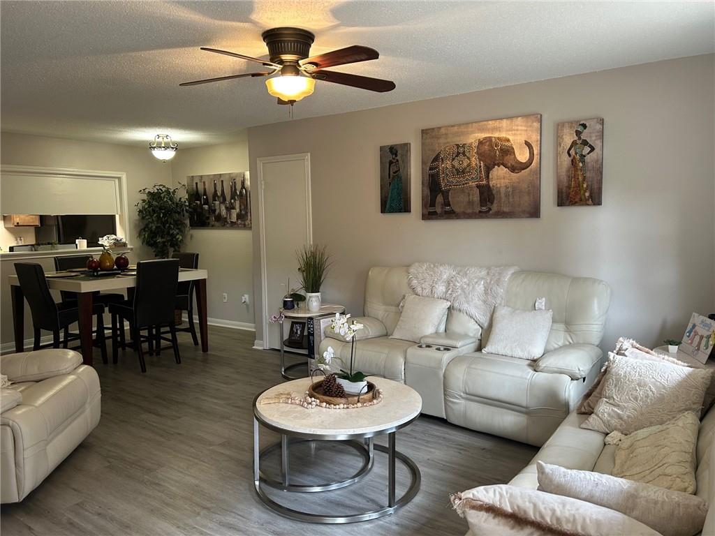 637 VOURAY Drive