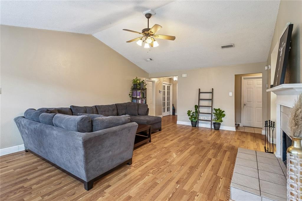 1609 SHYLOCK Drive