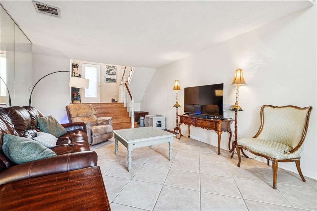 2802 AUDUBON Trace 2802