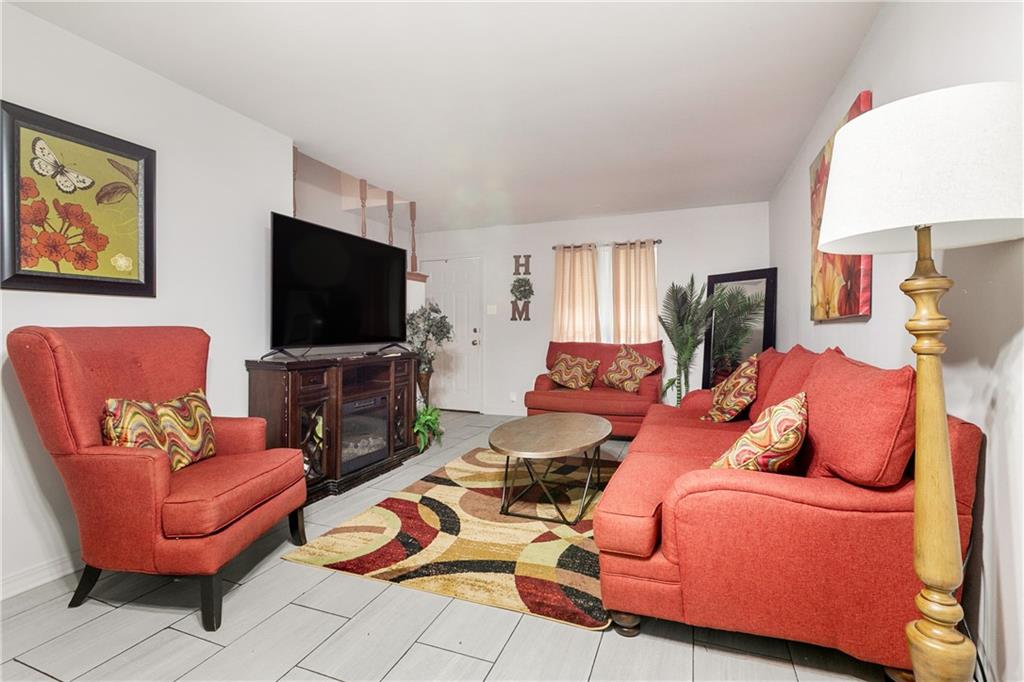 44 BRANDON HALL Drive