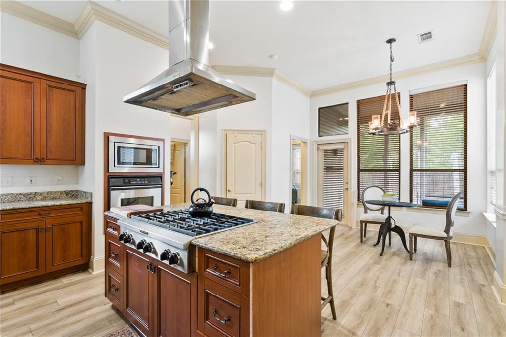 105 RED FOX RUN Drive