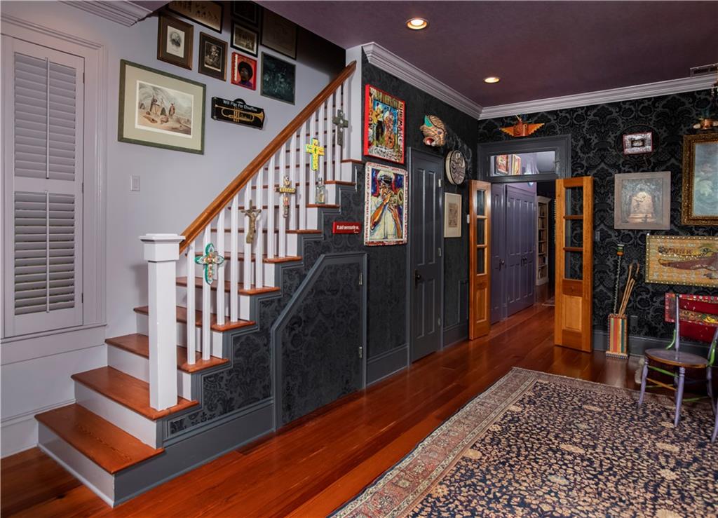 New Orleans, Louisiana 70115, United States, 2 Bedrooms Bedrooms, ,3 BathroomsBathrooms,Residential,Pending,109651