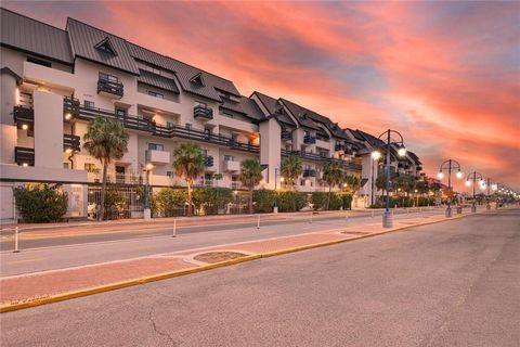 7300 LAKESHORE Drive 4 New Orleans LA 70124