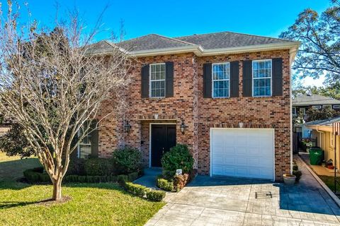 549 BROCKENBRAUGH Court Metairie LA 70005