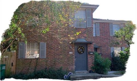 2100 02 CASWELL Lane Metairie LA 70001