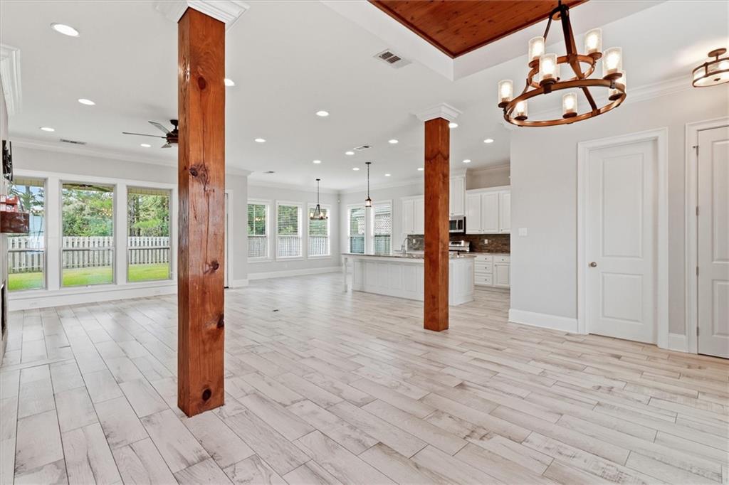 1013 CYPRESS CROSSING Drive