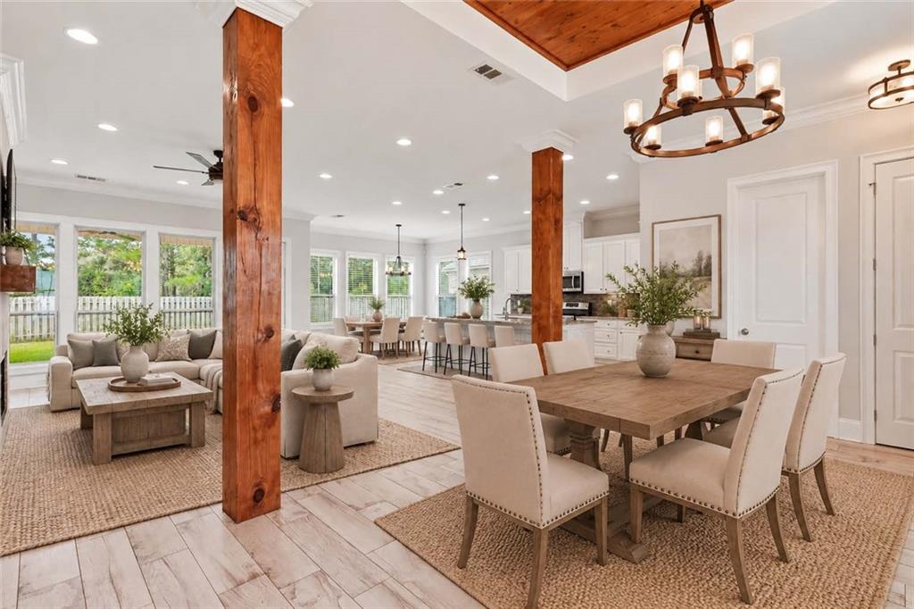 1013 CYPRESS CROSSING Drive