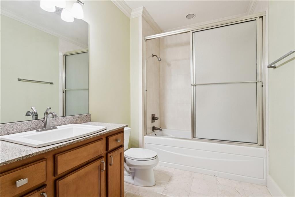 131 Colonial Club Dr, Harahan, LA, 70123, USA, 4 Bedrooms Bedrooms, ,4 BathroomsBathrooms,Residential,Active,131 Colonial Club Dr,2564247