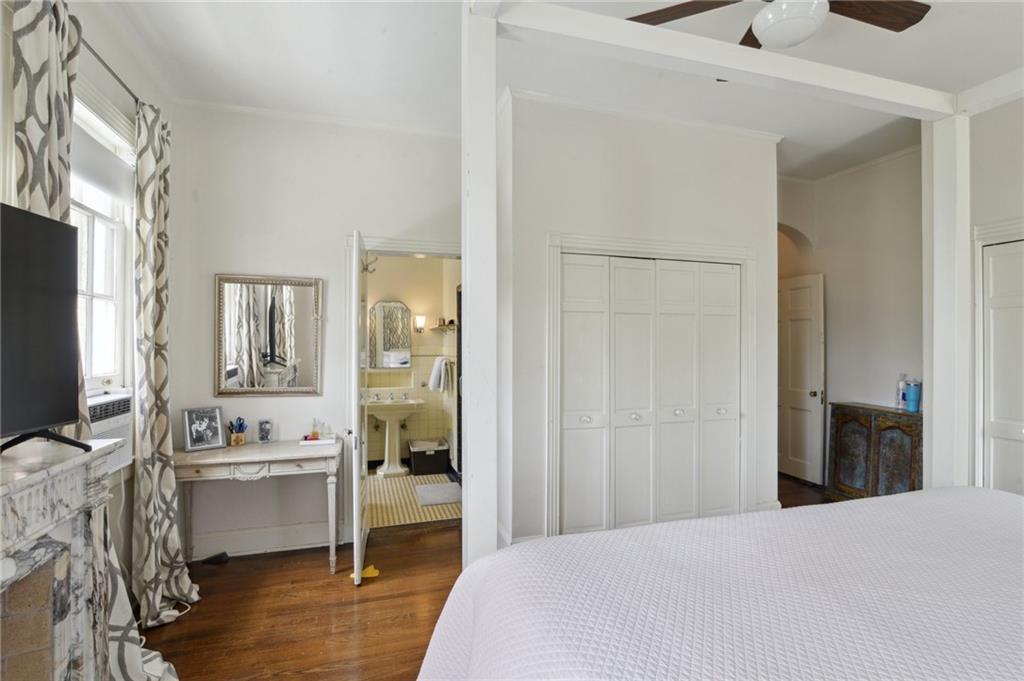 New Orleans, Louisiana 70125, United States, 4 Bedrooms Bedrooms, ,4 BathroomsBathrooms,Residential,Active,224433