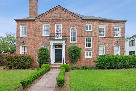 4008 VENDOME Place New Orleans LA 70125
