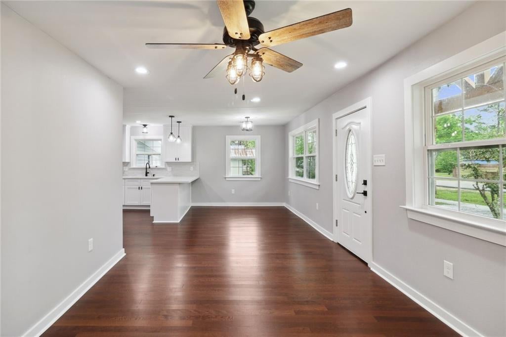 422 W 26TH Avenue