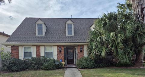 6944 COVE Drive New Orleans LA 70126