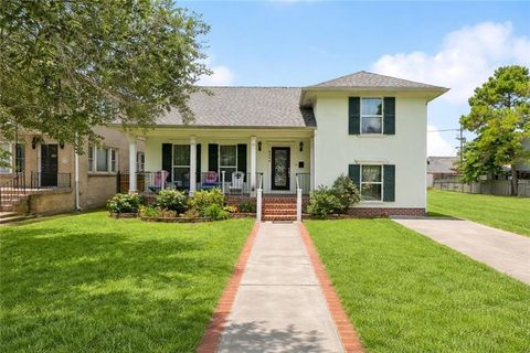 Photo of 6744 CANAL Boulevard, New Orleans, LA 70124 (MLS # 2545988)