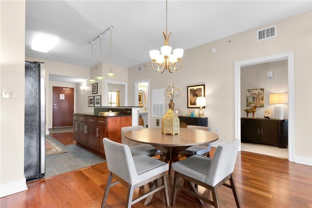 450 JOHN CHURCHILL CHASE Street 304