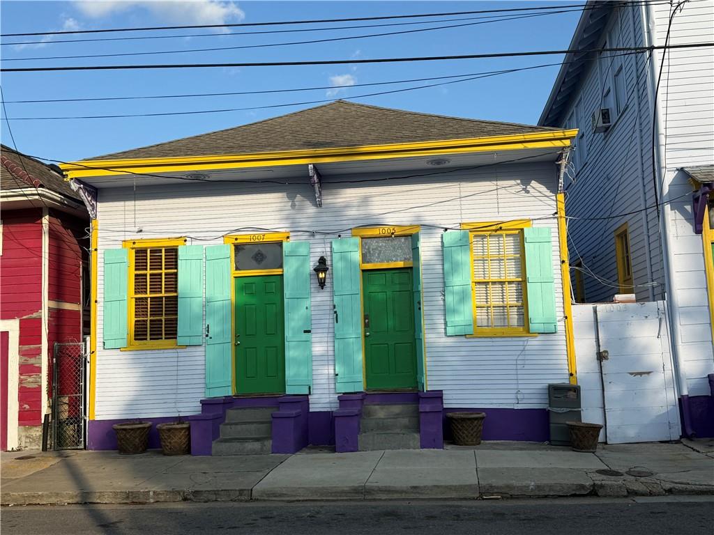 1001 MARIGNY Street