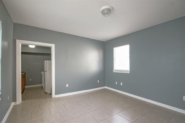 New Orleans, Louisiana 70119, United States, 3 Bedrooms Bedrooms, ,3 BathroomsBathrooms,Residential,Pending,68108