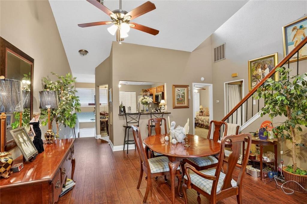 188 AVANT GARDE Circle 188