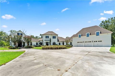 11652 MCCULLOUGH Road Zachary LA 70791