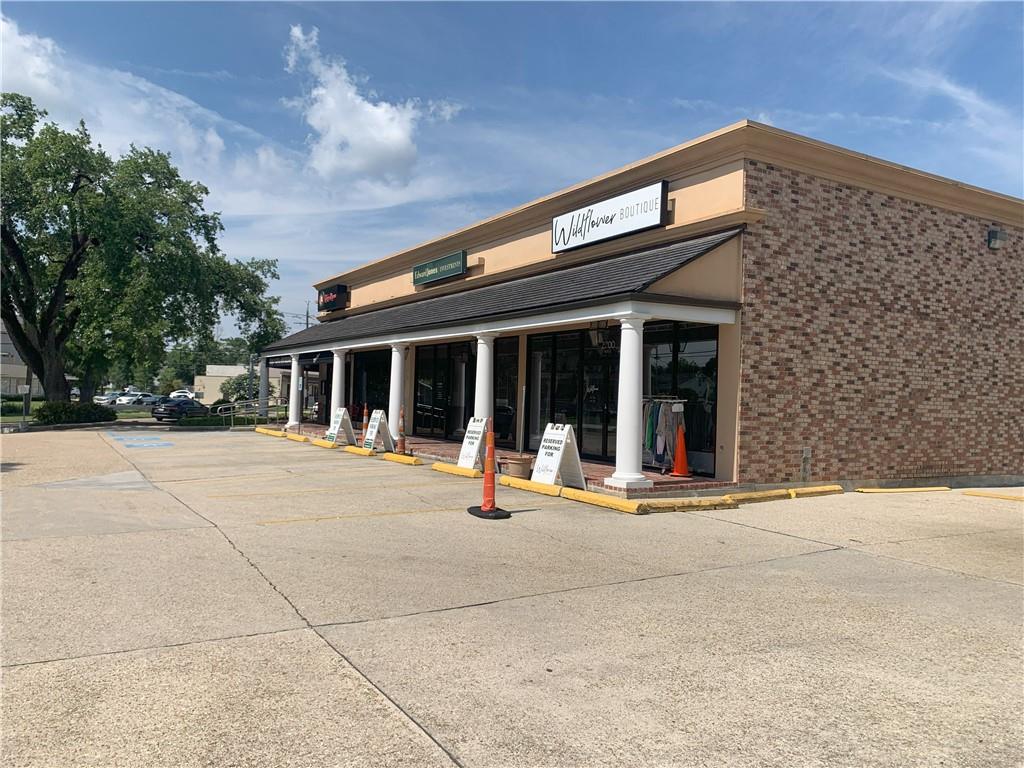 2700 METAIRIE Road