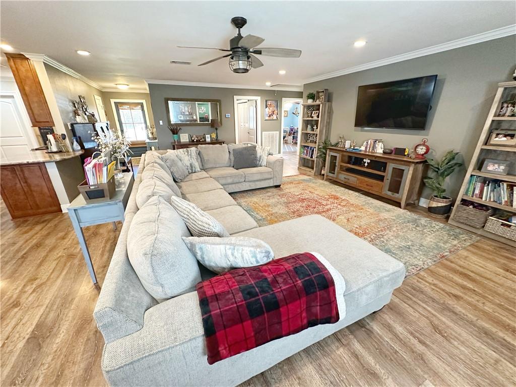 214 ORMOND VILLAGE Drive