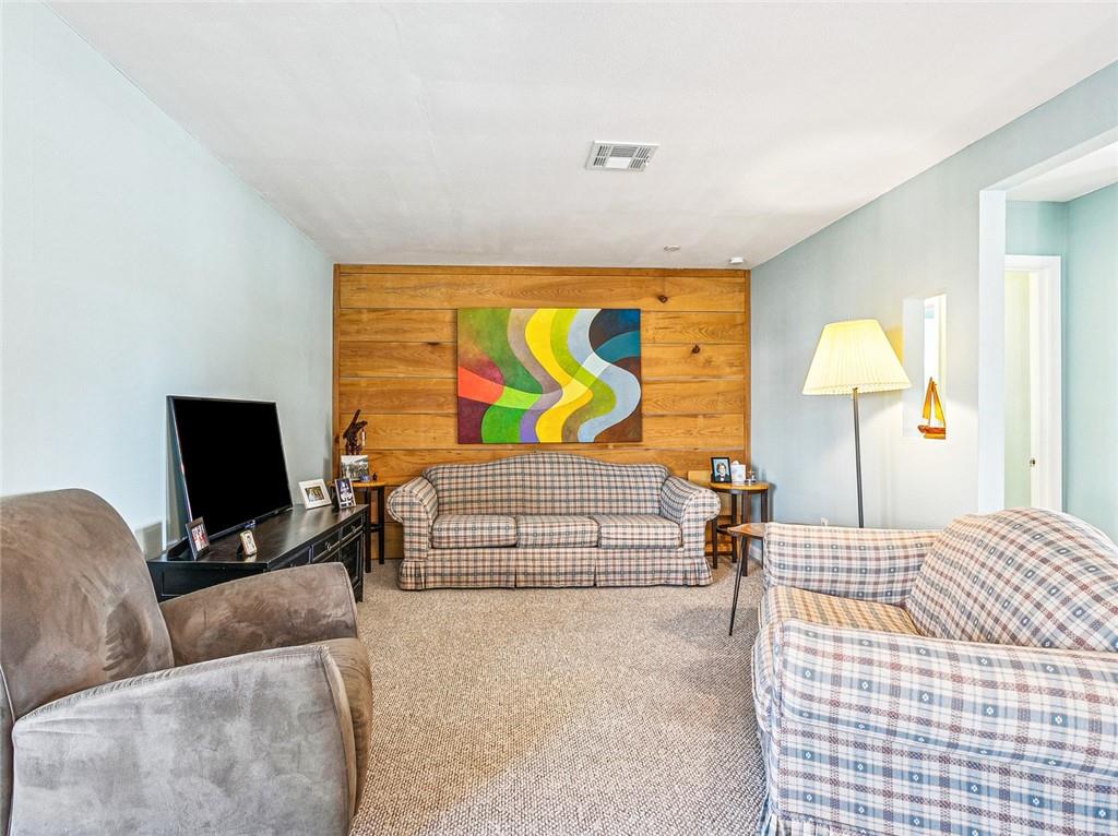 Slidell, Louisiana 70458, United States, 2 Bedrooms Bedrooms, ,1 BathroomBathrooms,Residential,Active,253547