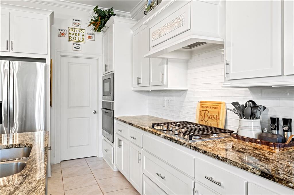 Covington, Louisiana 70433, United States, 3 Bedrooms Bedrooms, ,2 BathroomsBathrooms,Residential,Pending,198678