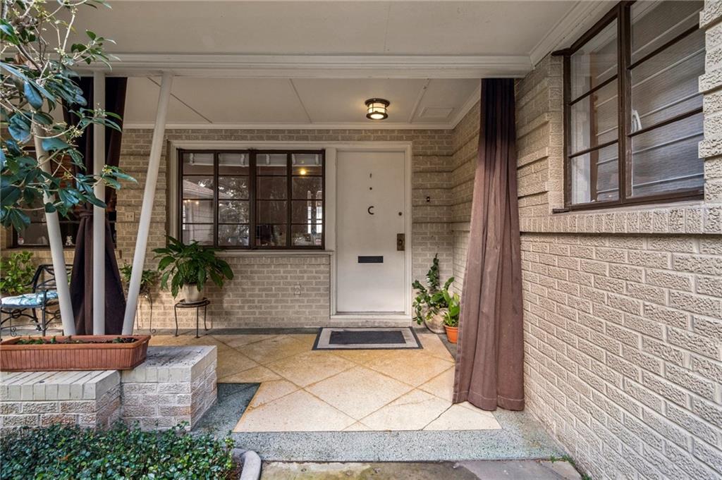 5231 ST CHARLES Avenue C