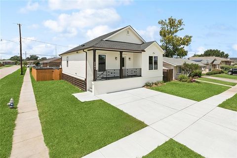 3701 W LOYOLA Drive Kenner LA 70065